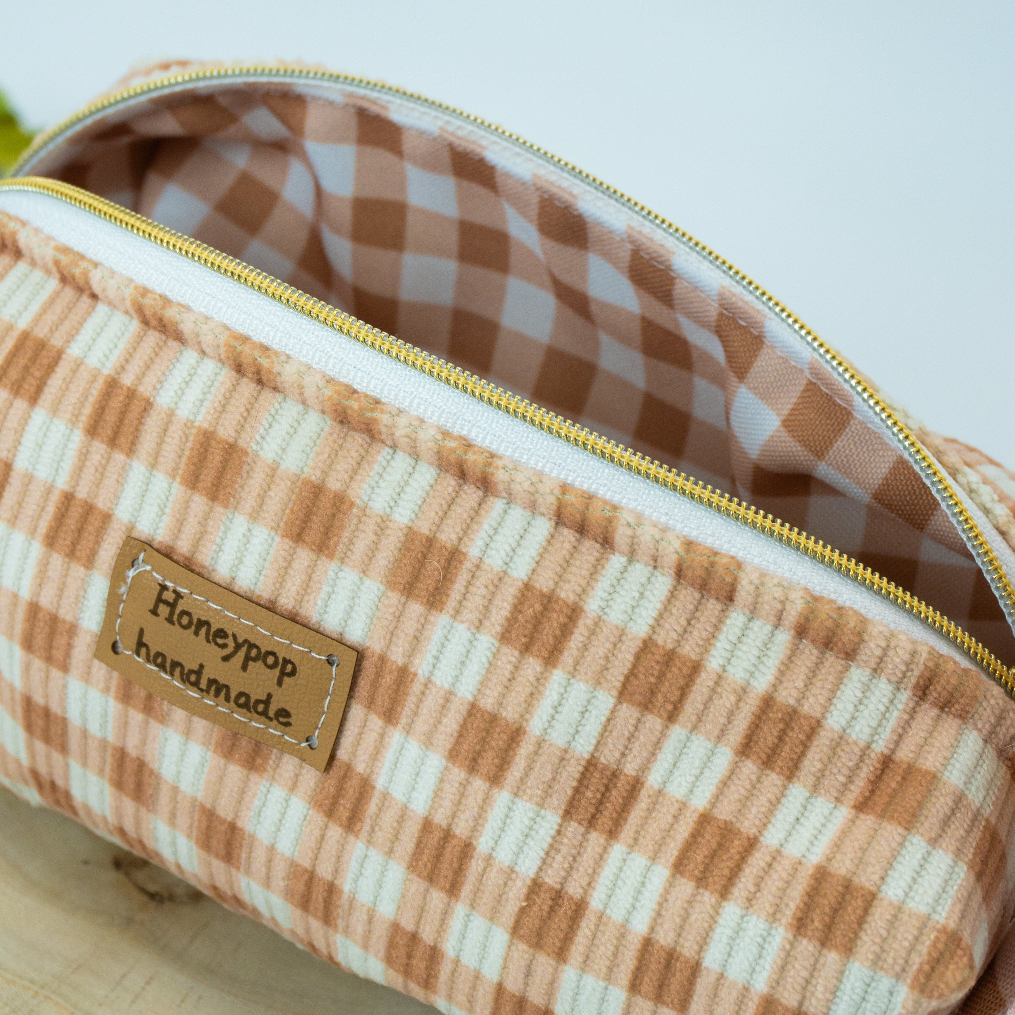 Necessaire Castanho - Tamanho S