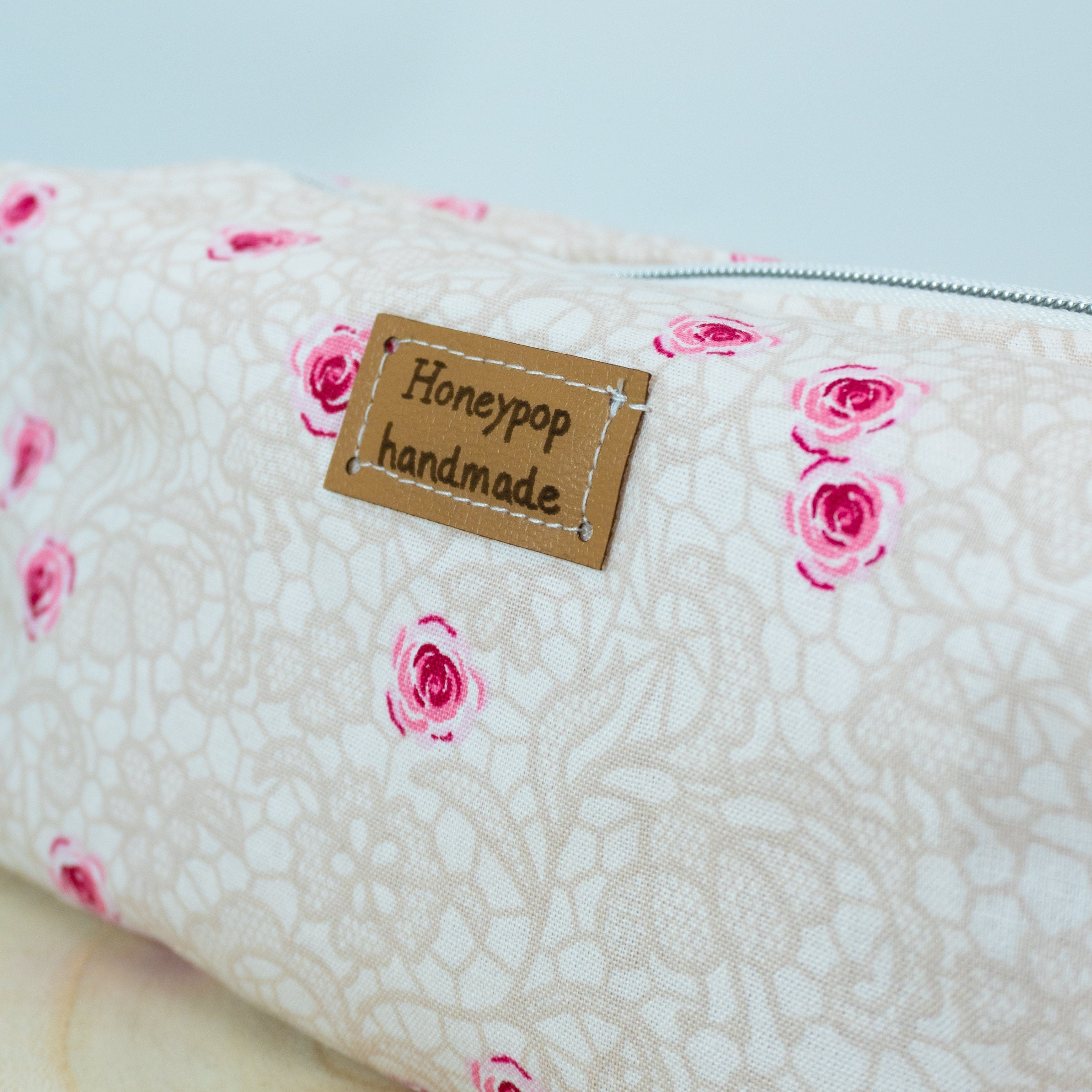 Necessaire Rosas - Tamanho S